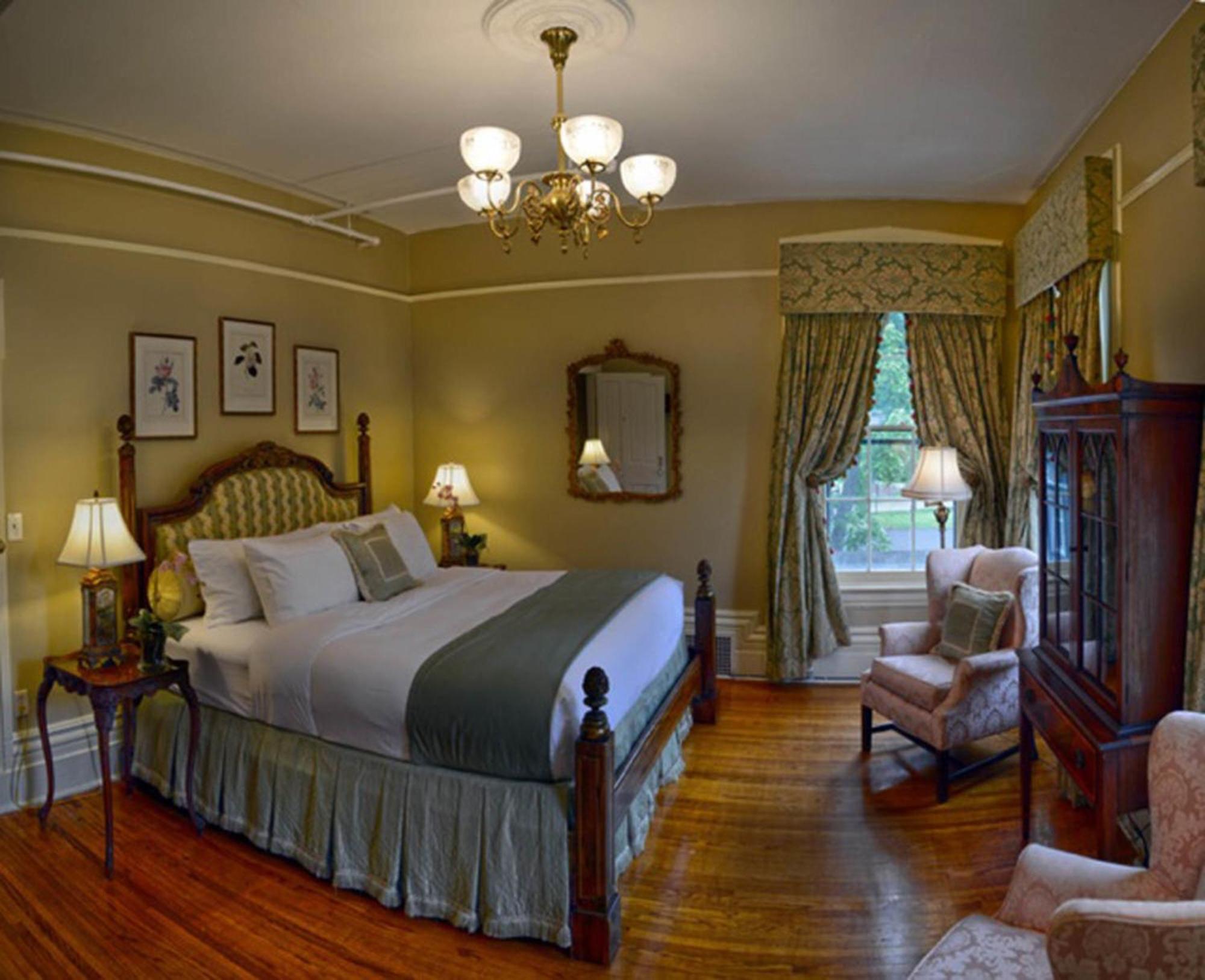 Maxwell Mansion Hotel Lake Geneva Exterior foto